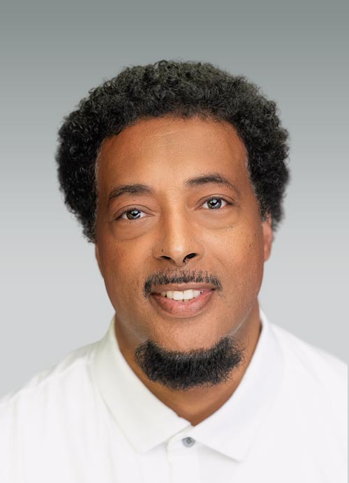 Steve-Bromell Steve Bromell